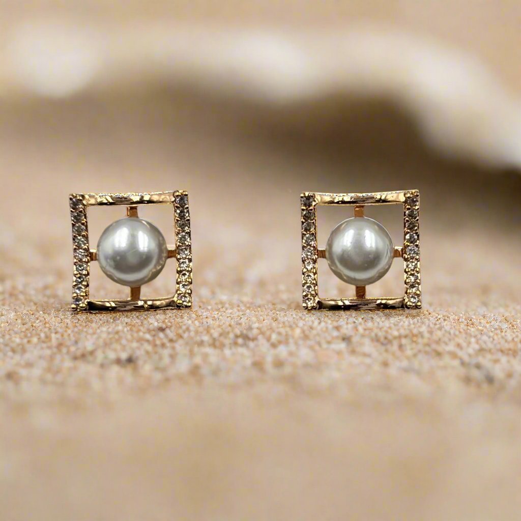 Sosha 171 - Square Pearl Earrings